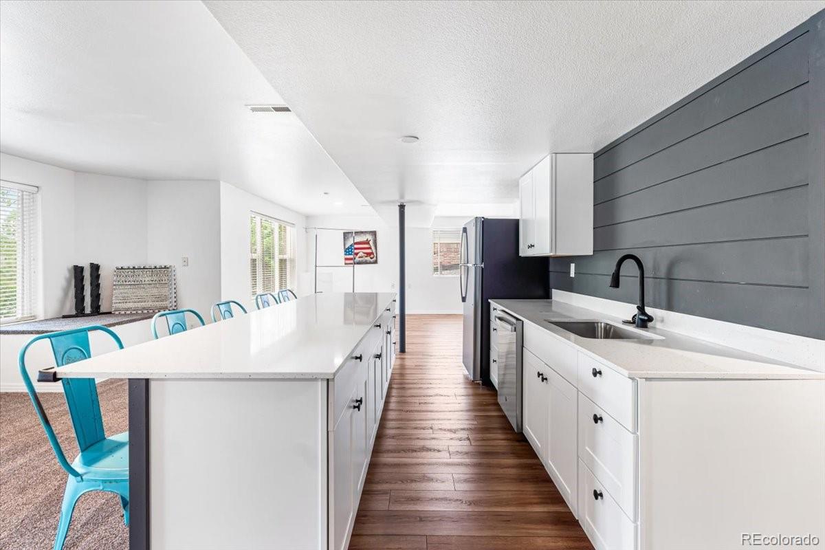 10069 Longview Drive Lone Tree CO 80124