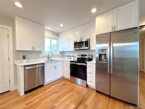 3521 W Mountain Road Englewood CO 80110