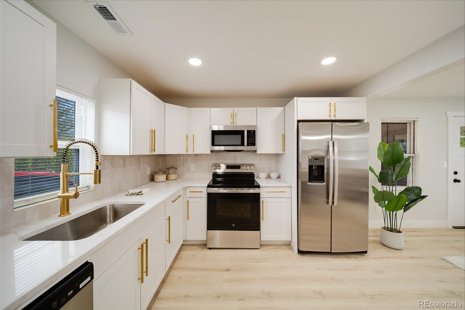 257 Hazel Court Denver CO 80219