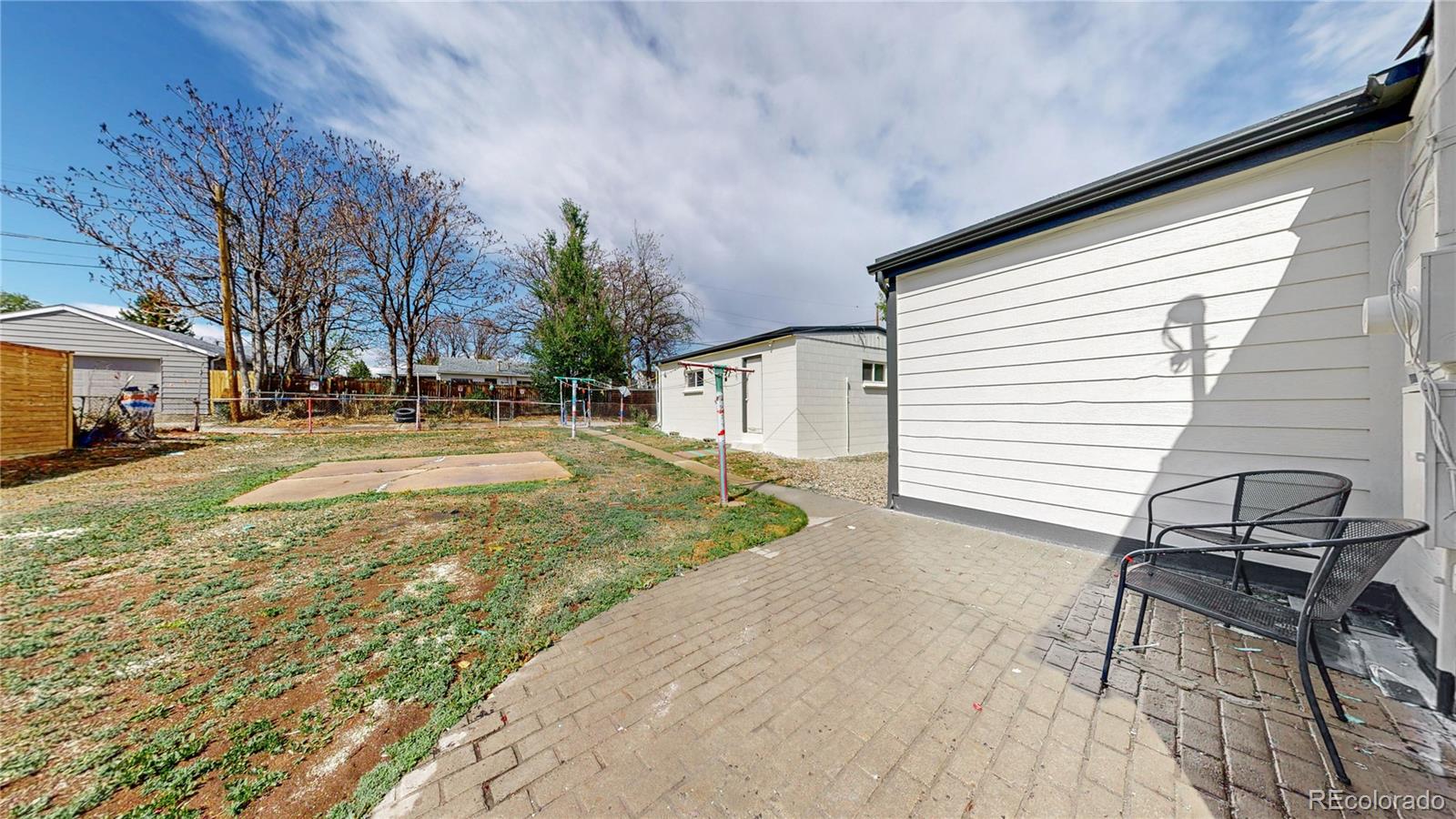 1631 W Hoye Place Denver CO 80223