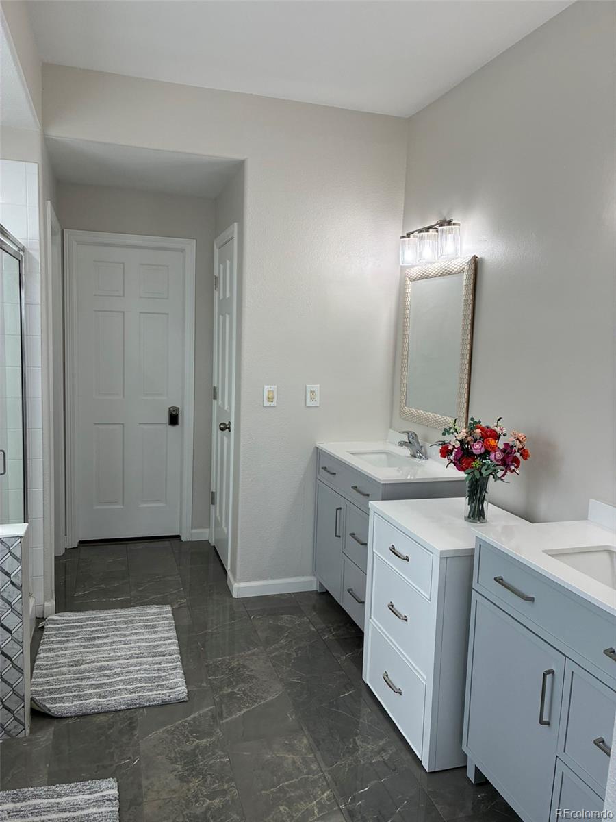 7242 S Rome Street Aurora CO 80016