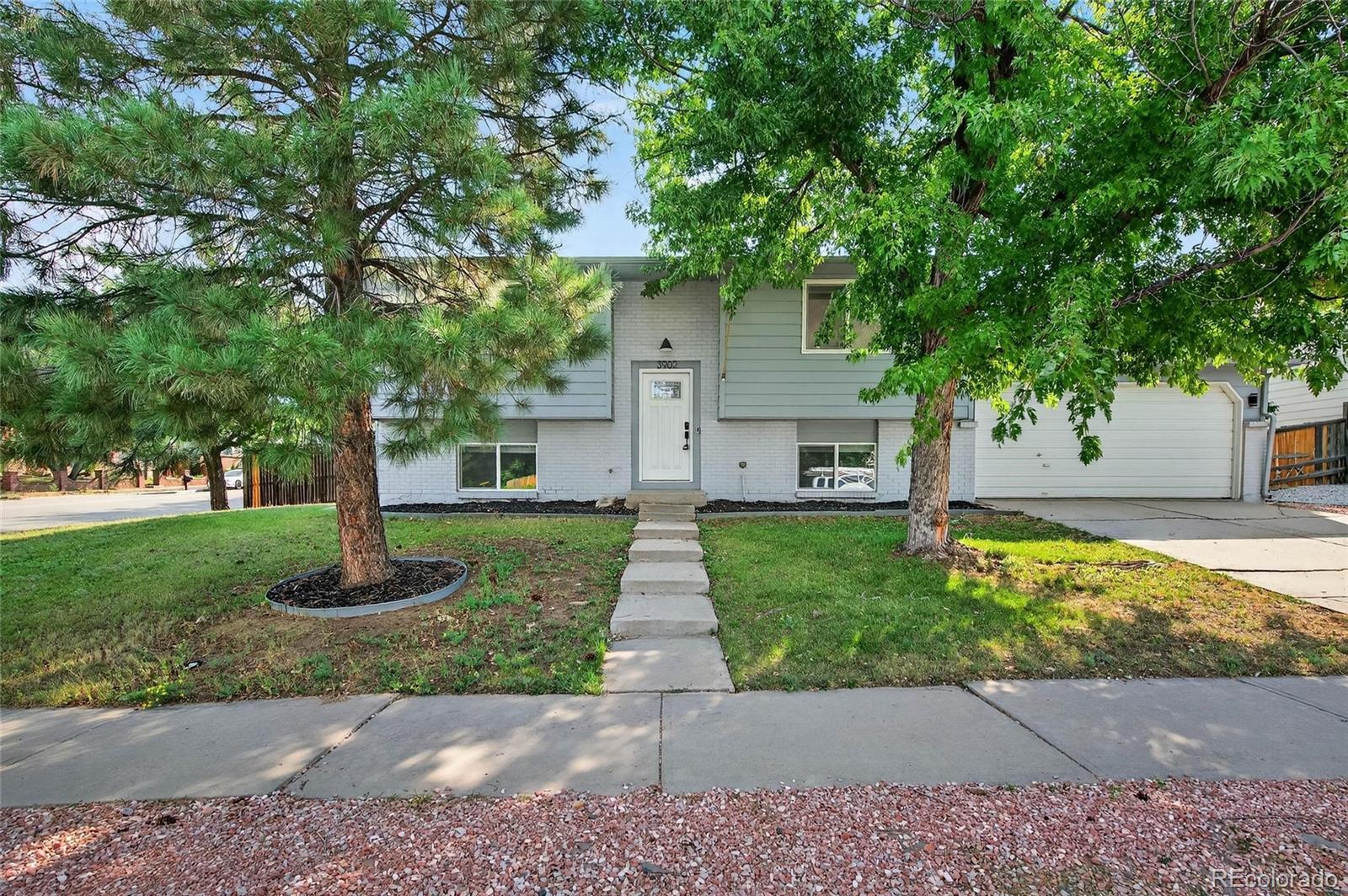 3902 S Uravan Street Aurora CO 80013