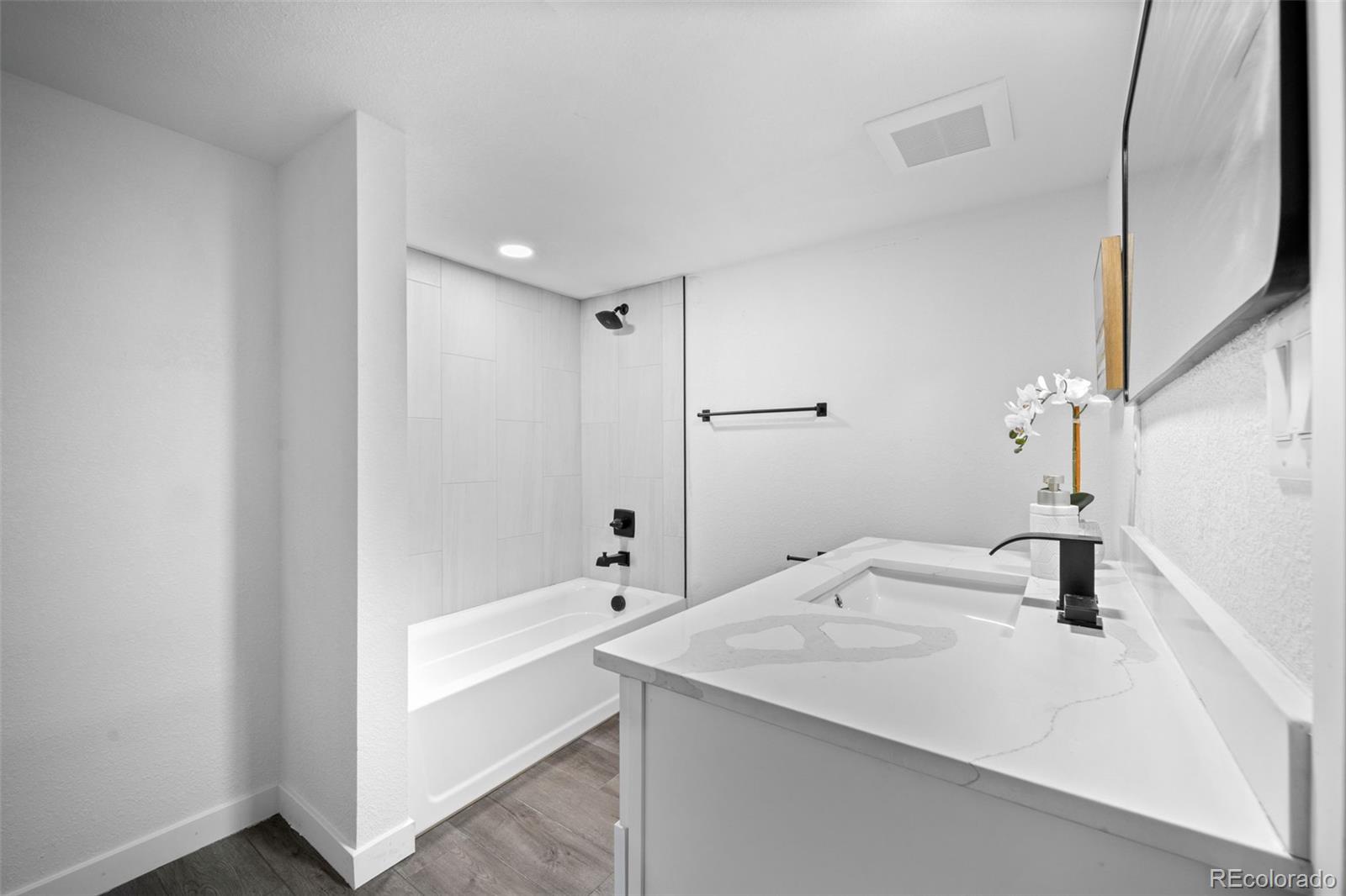 2735 W 56th Avenue Denver CO 80221