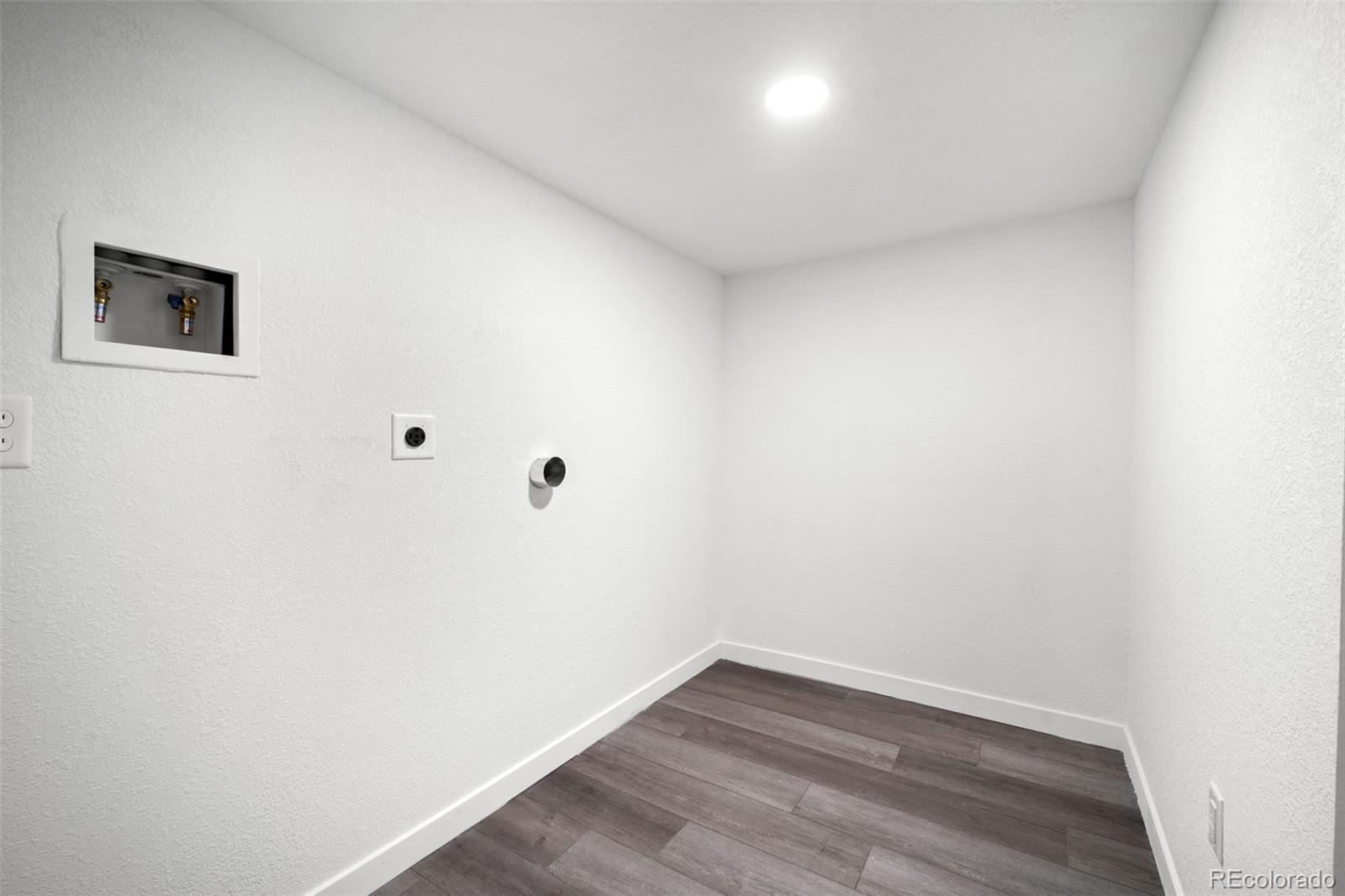 2735 W 56th Avenue Denver CO 80221