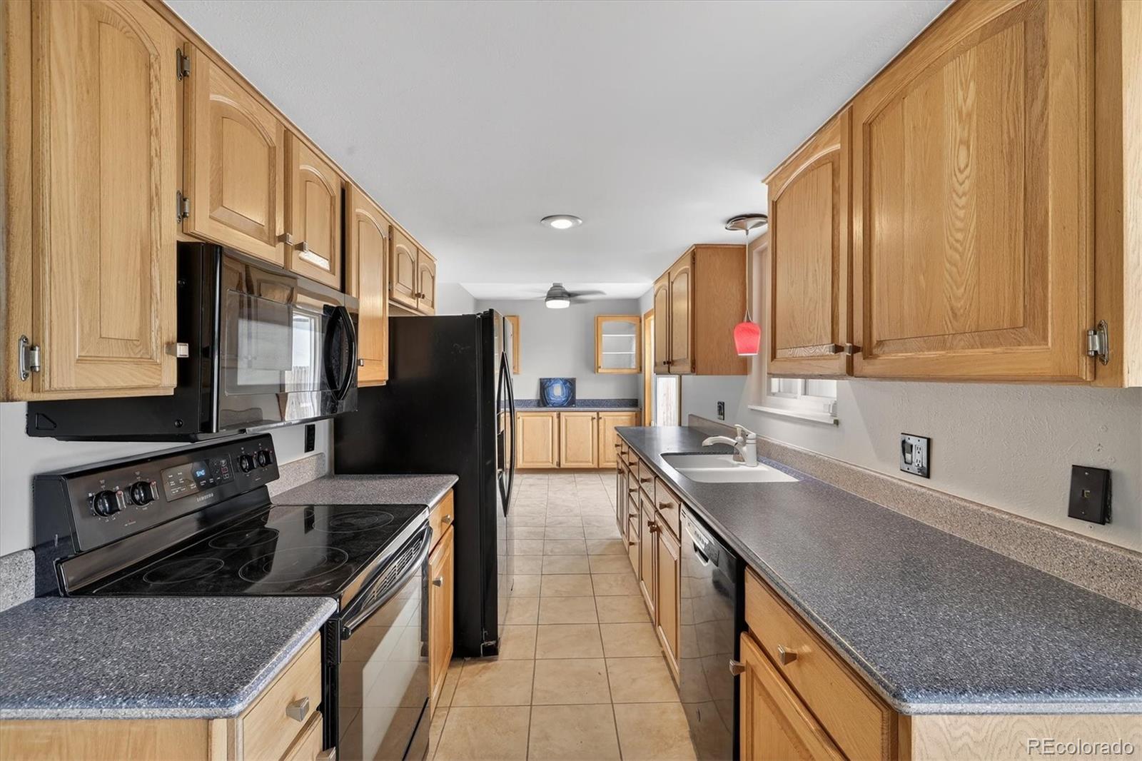 4638 S Kittredge Street Aurora CO 80015