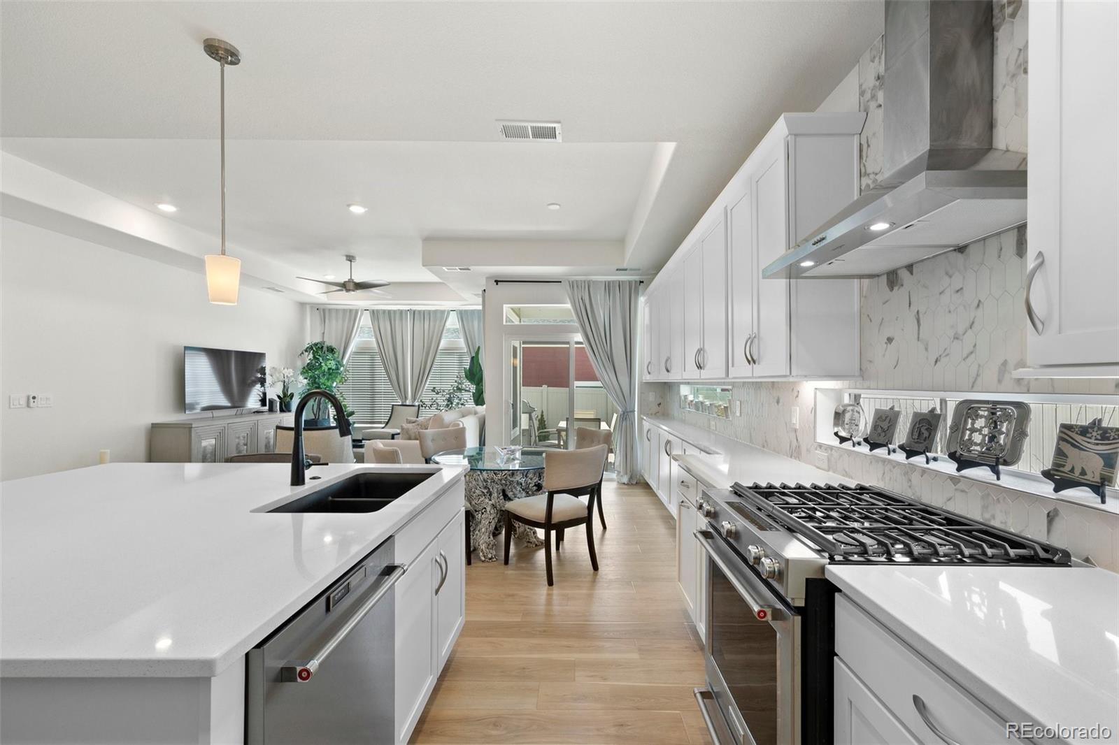 5037 N Quemoy Street Aurora CO 80019