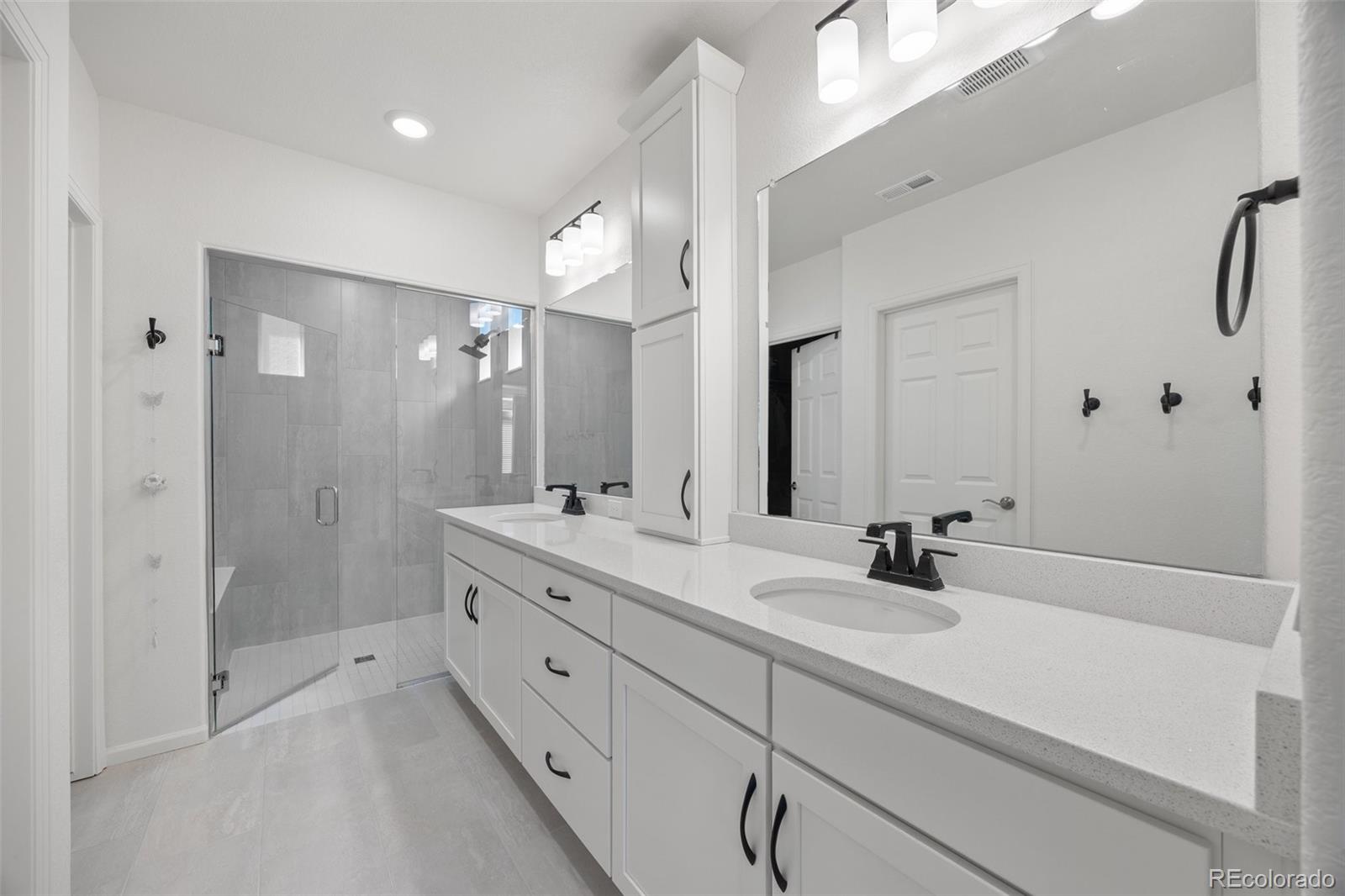 5037 N Quemoy Street Aurora CO 80019