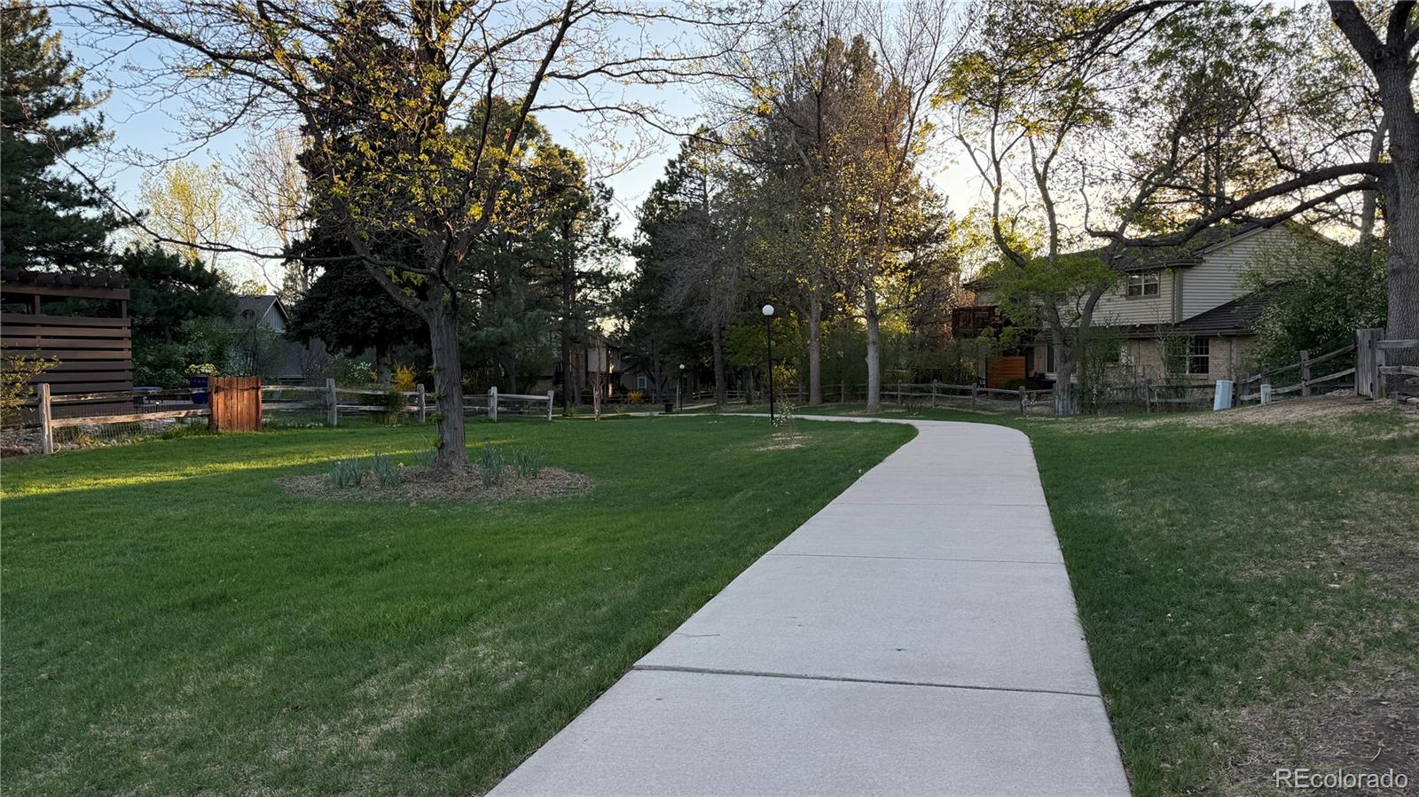 6152 S Geneva Way Englewood CO 80111