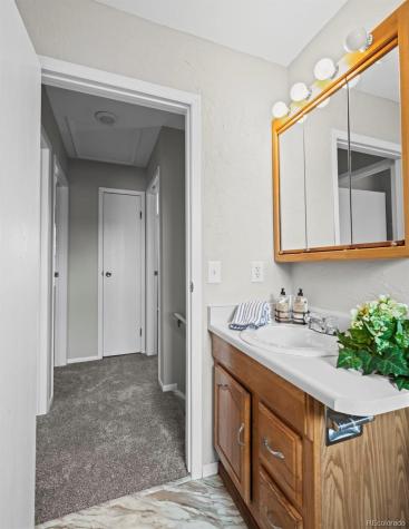 10721 Queen Street Broomfield CO 80021