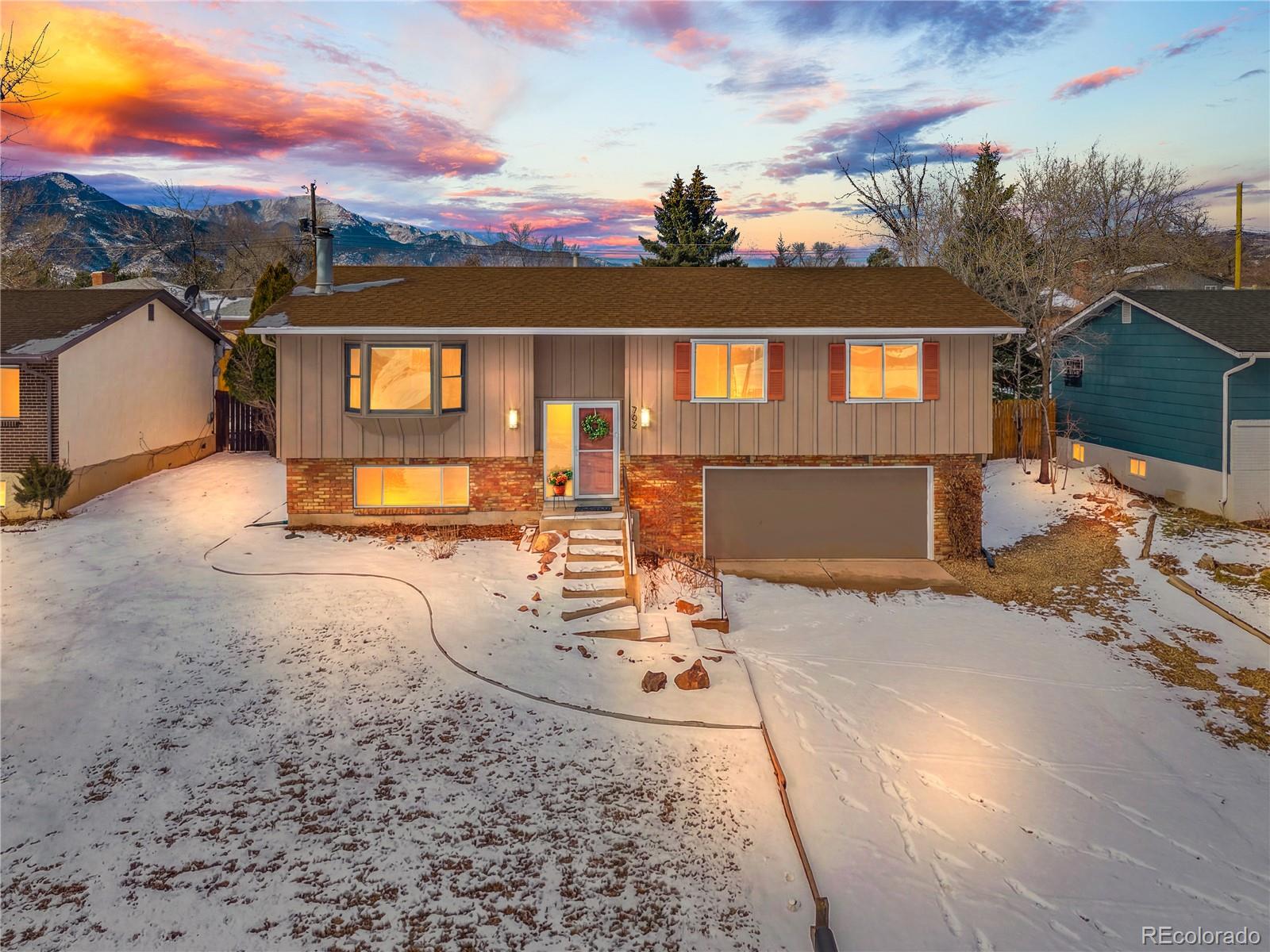 702 Paradise Lane Colorado Springs CO 80904