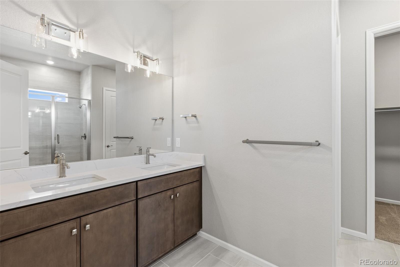 1933 S Eaton Park Way Aurora CO 80016