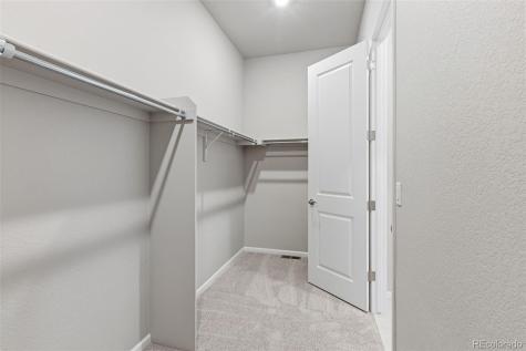 1933 S Eaton Park Way Aurora CO 80016