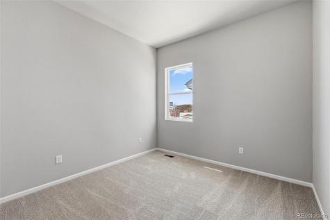 1933 S Eaton Park Way Aurora CO 80016