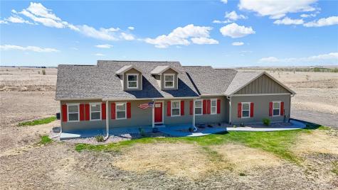 56 W 8th Avenue Byers CO 80103