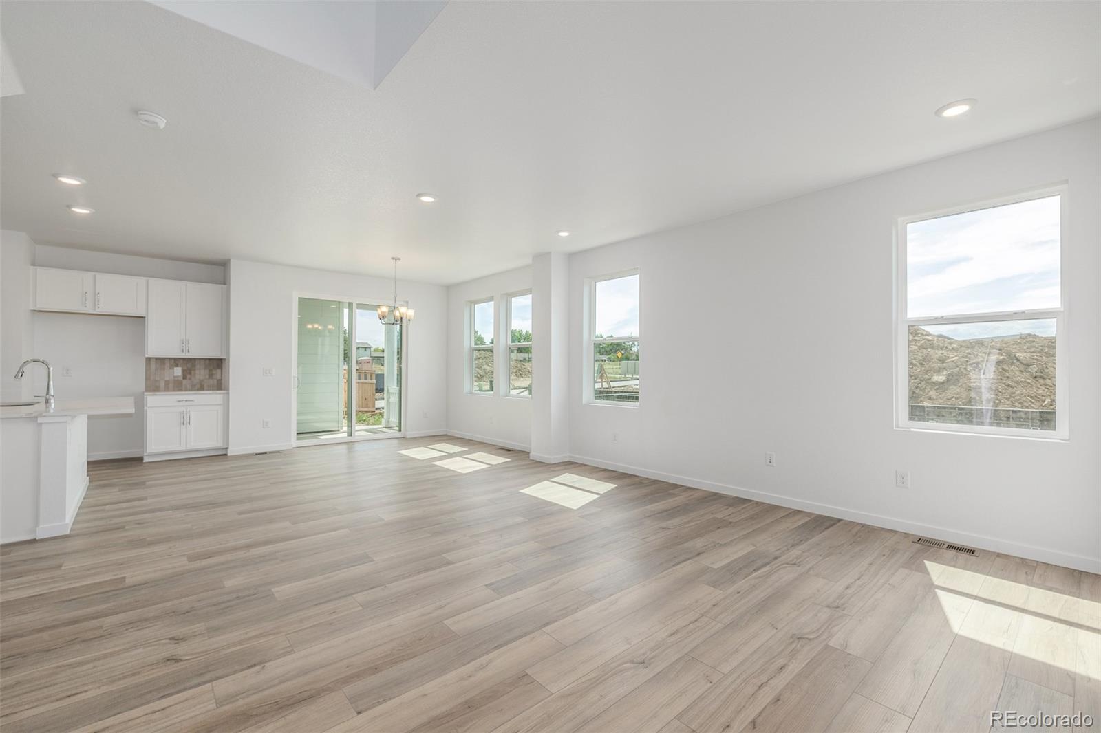 2652 E 103rd Avenue Thornton CO 80229