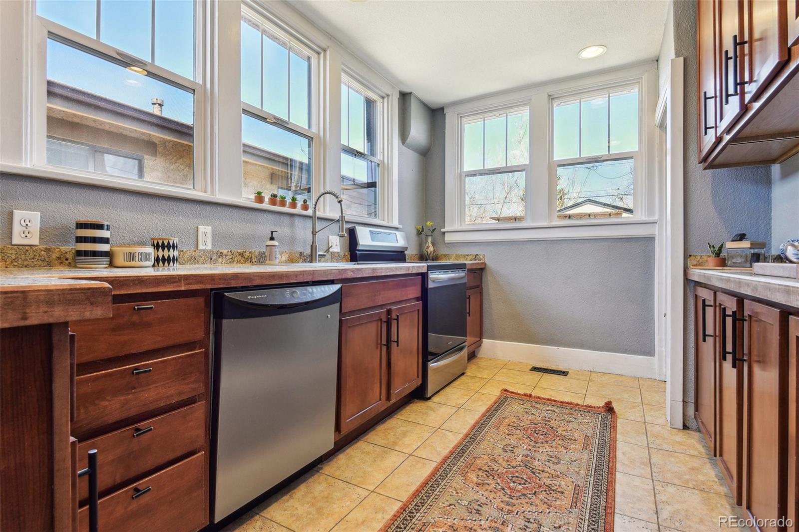 3946 Perry Street Denver CO 80212