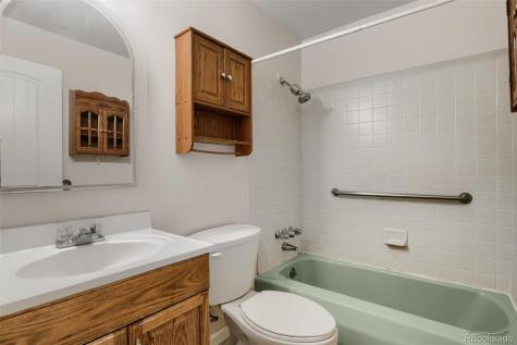 1514 S Lee Street Lakewood CO 80232
