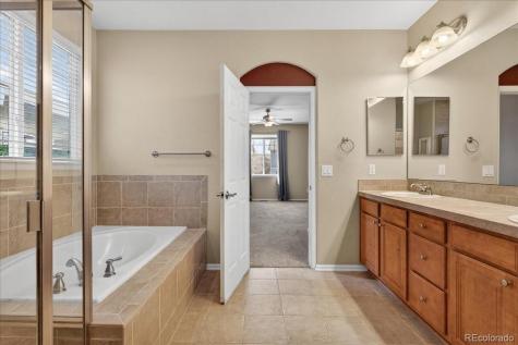 6333 S Jackson Gap Court Aurora CO 80016