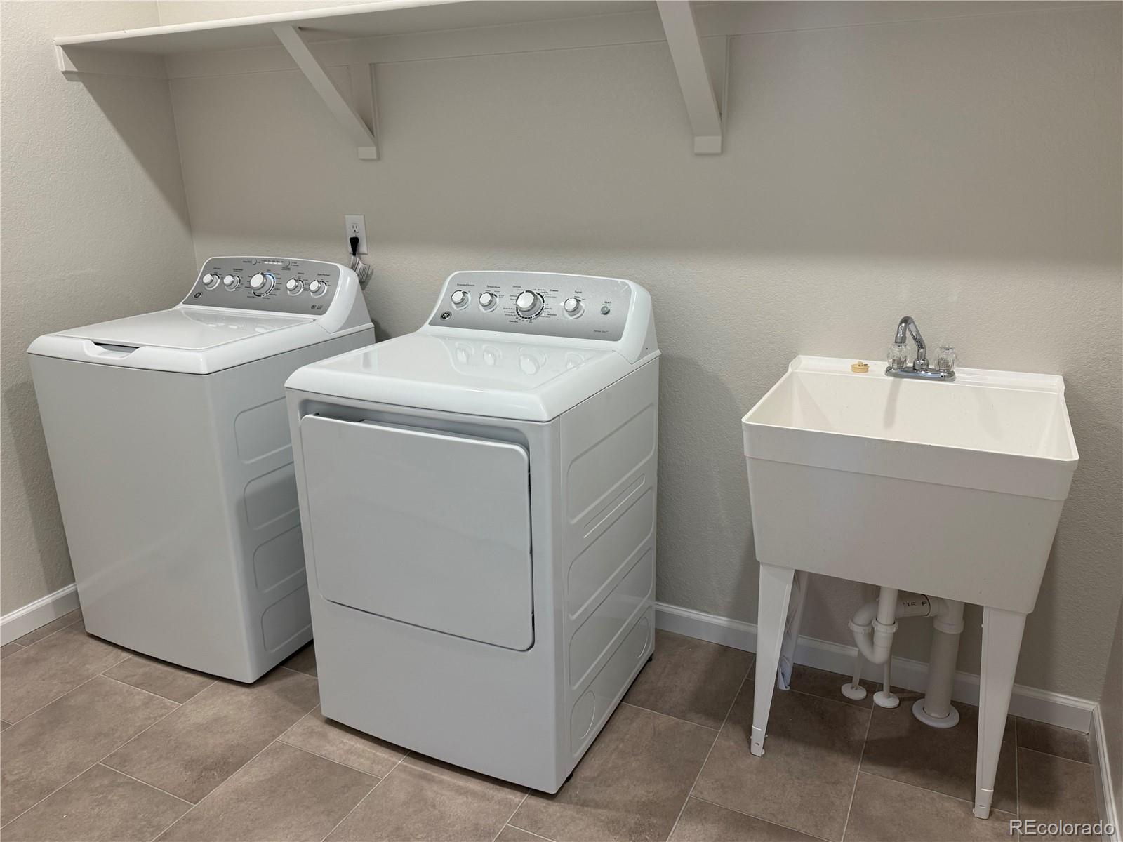 3384 N Duquesne Way Aurora CO 80019