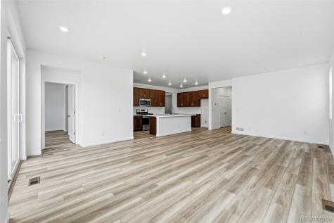 3384 N Duquesne Way Aurora CO 80019