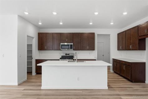 3384 N Duquesne Way Aurora CO 80019