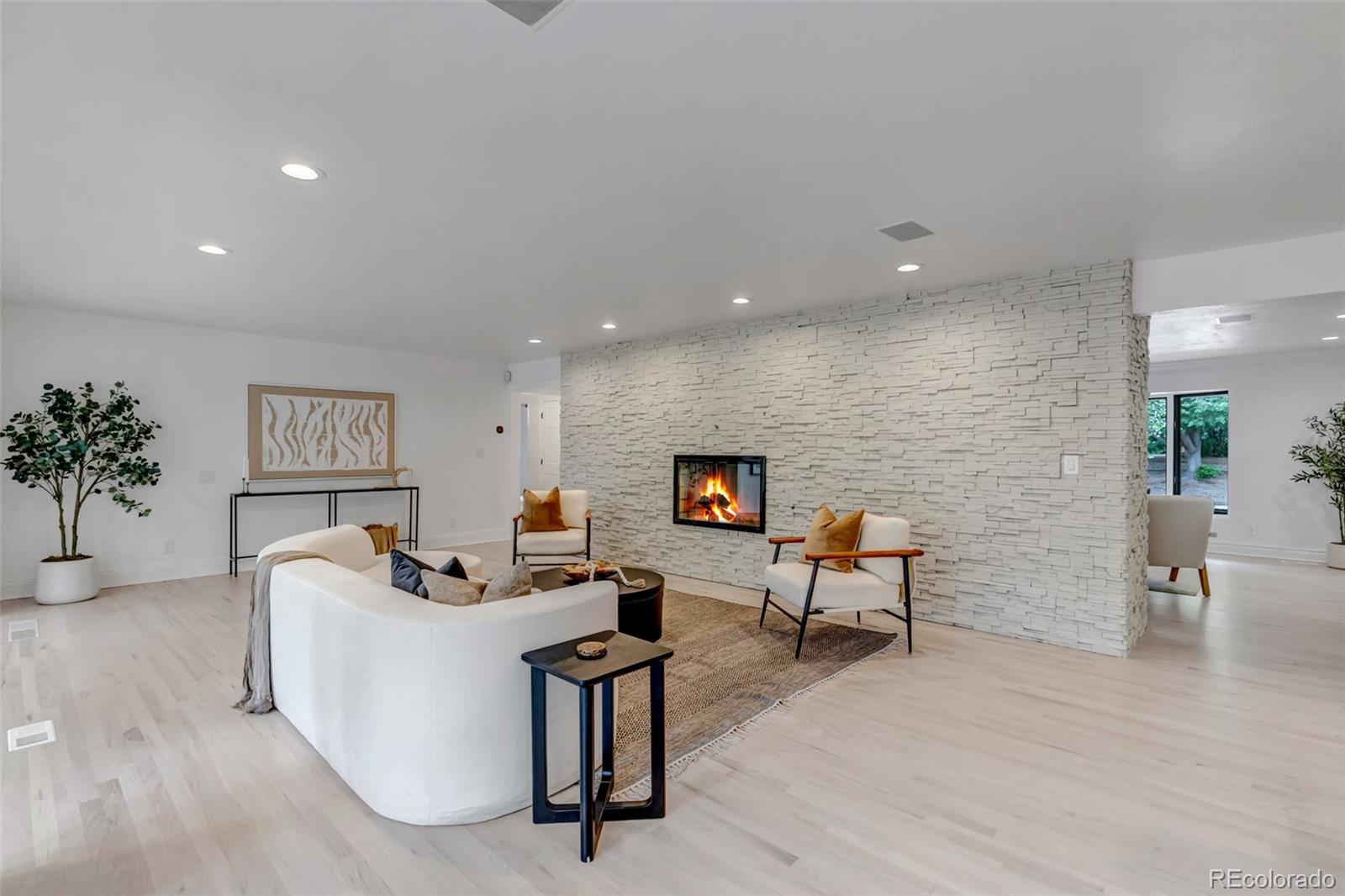 17 E Belleview Lane Greenwood Village CO 80121