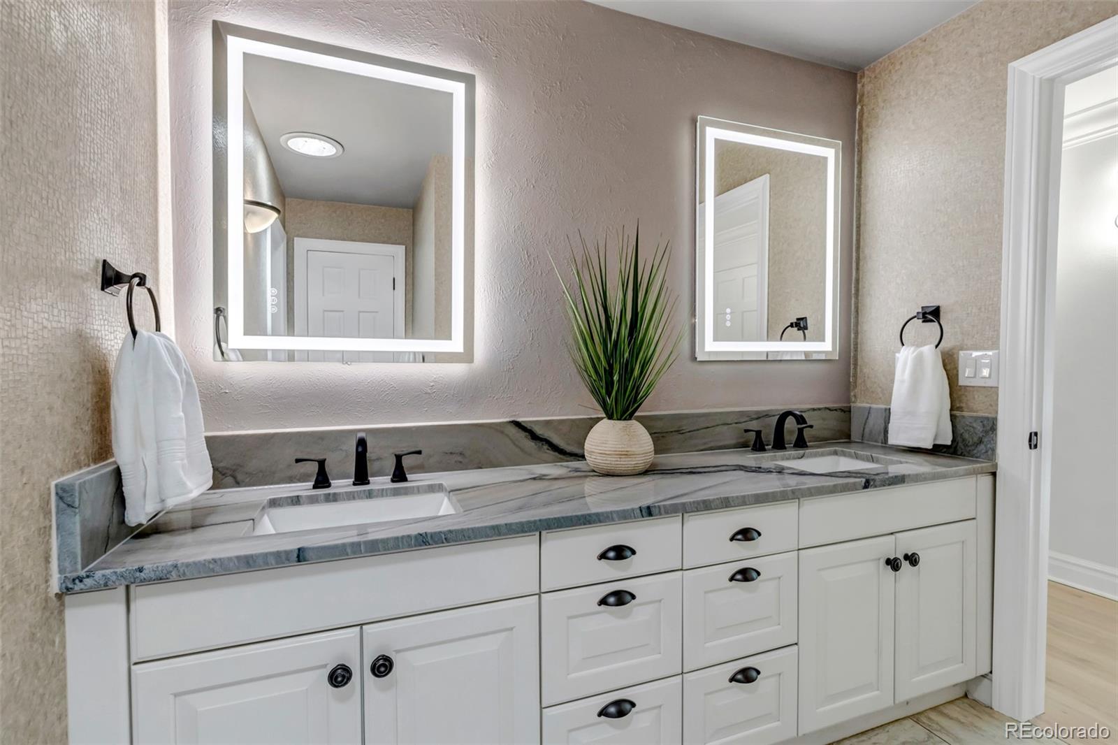 17 E Belleview Lane Greenwood Village CO 80121