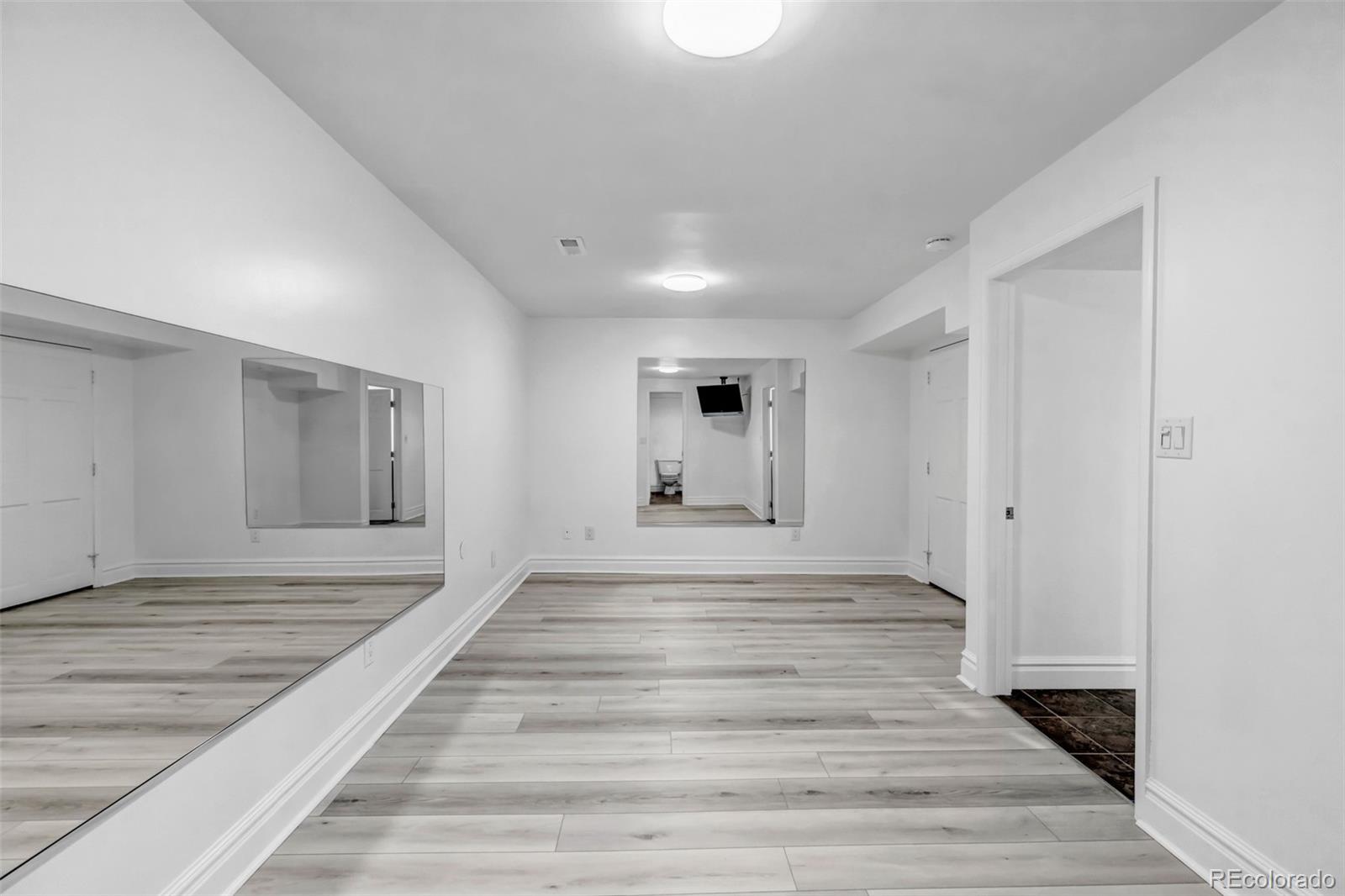 17 E Belleview Lane Greenwood Village CO 80121