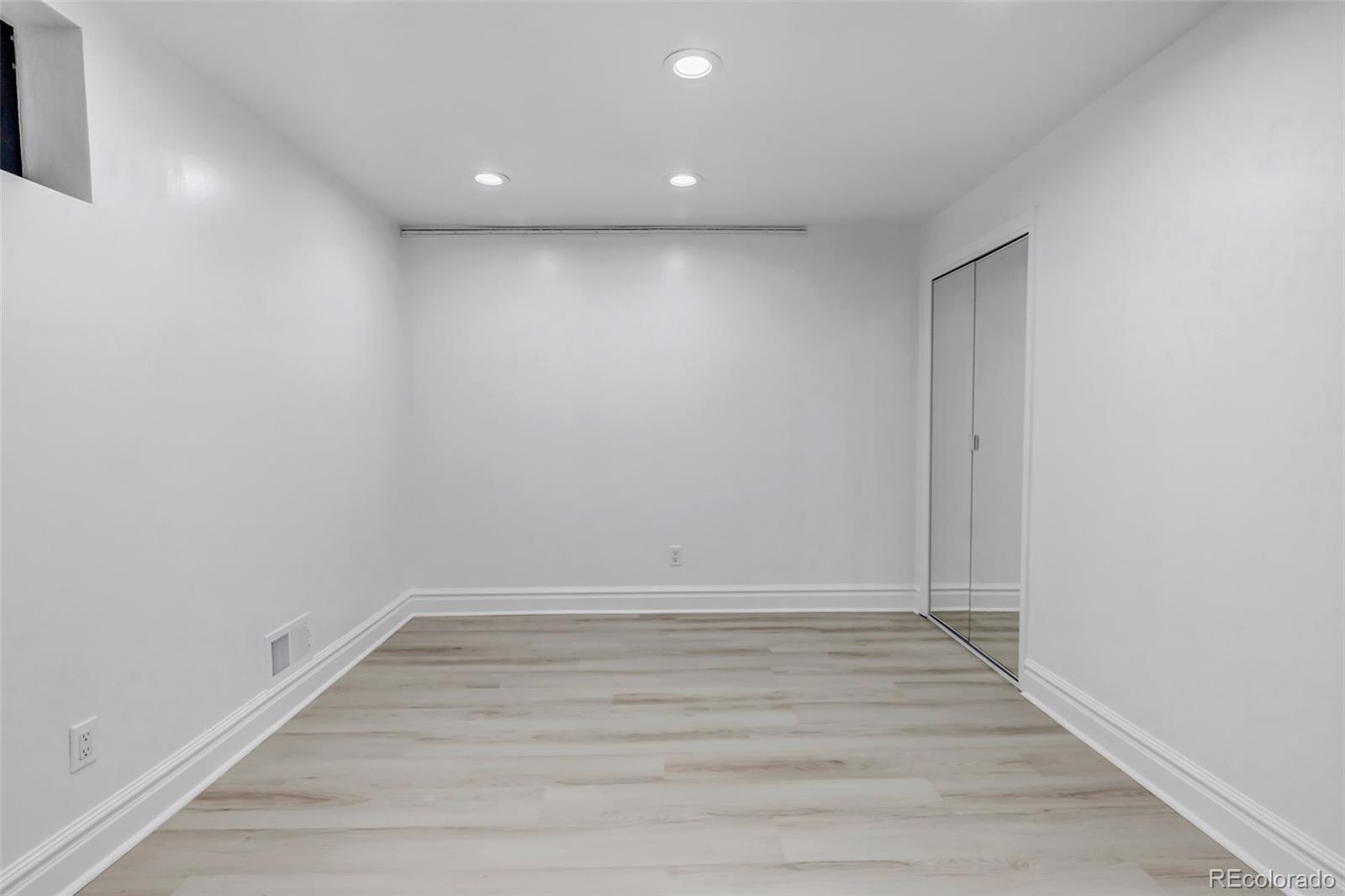 17 E Belleview Lane Greenwood Village CO 80121