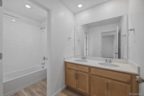 3293 N Coolidge Way Aurora CO 80019