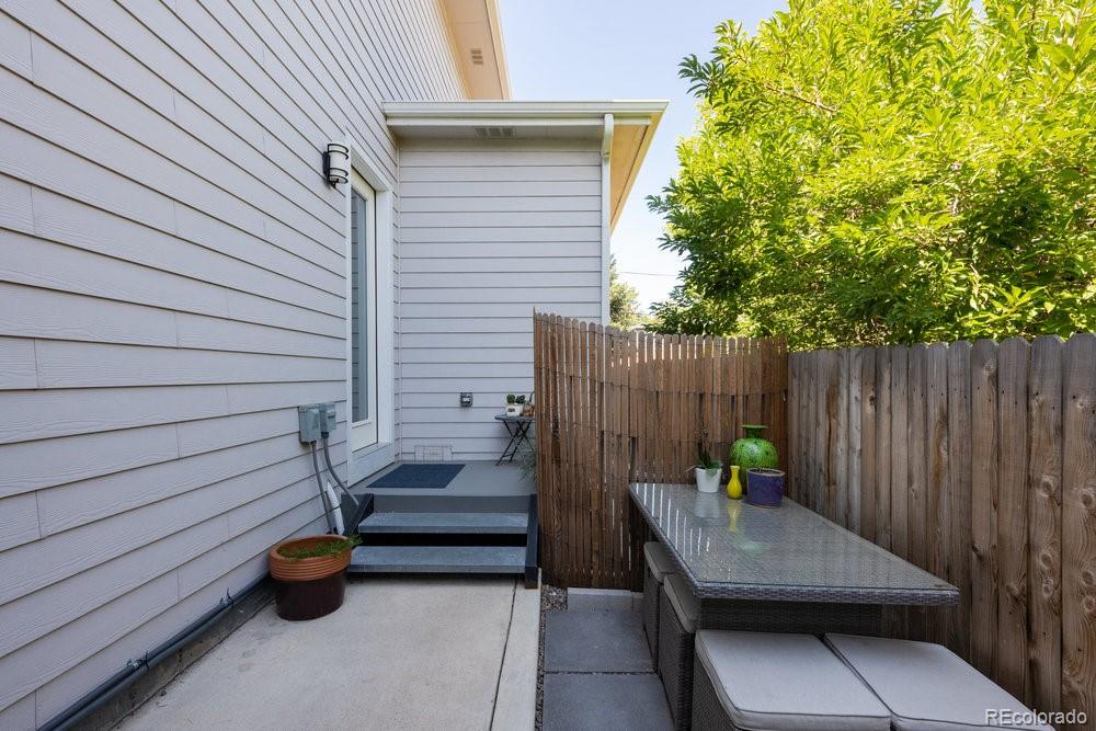 3263 S Logan Street Englewood CO 80113