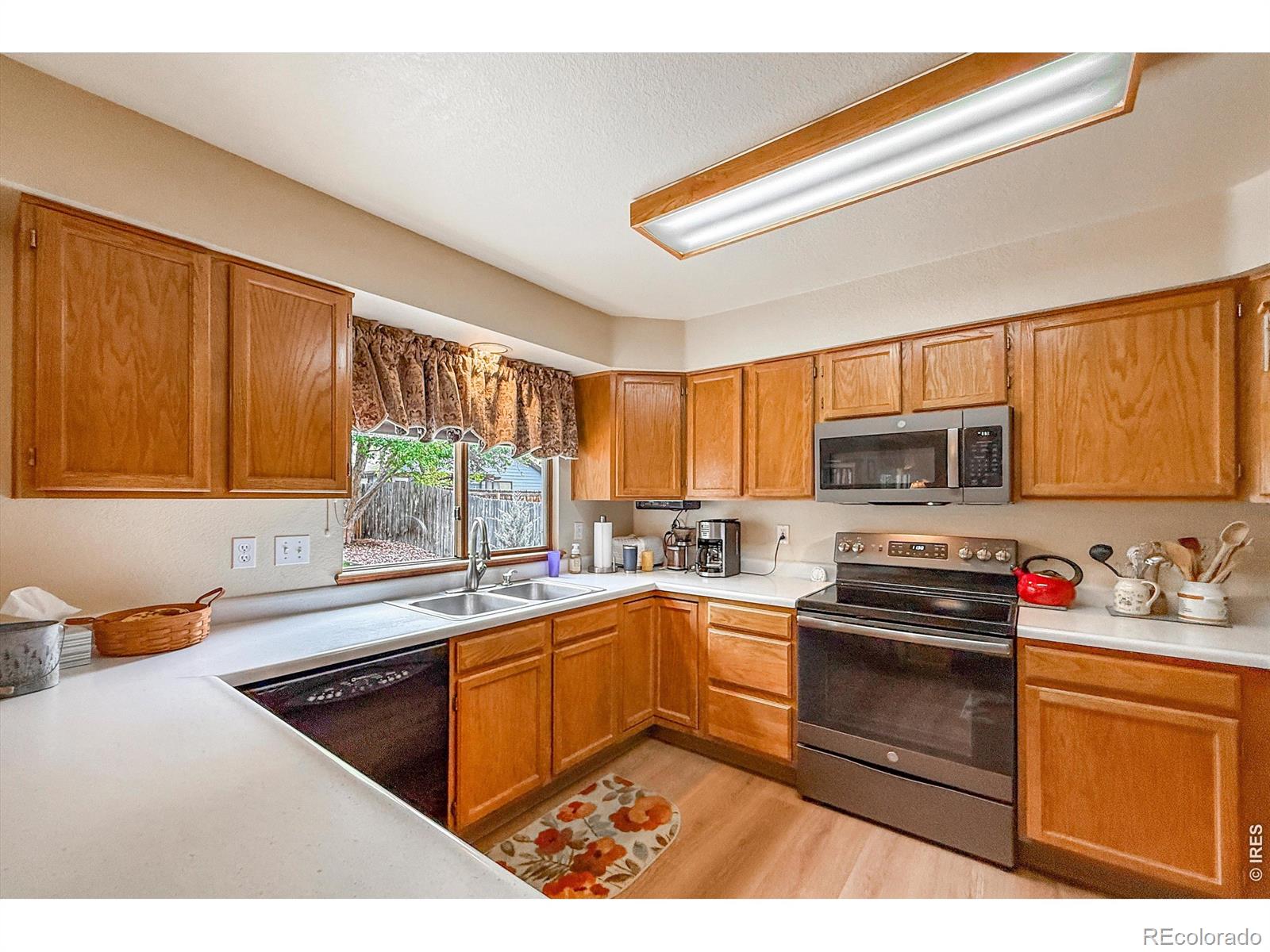 1418 Paramount Place Longmont CO 80501