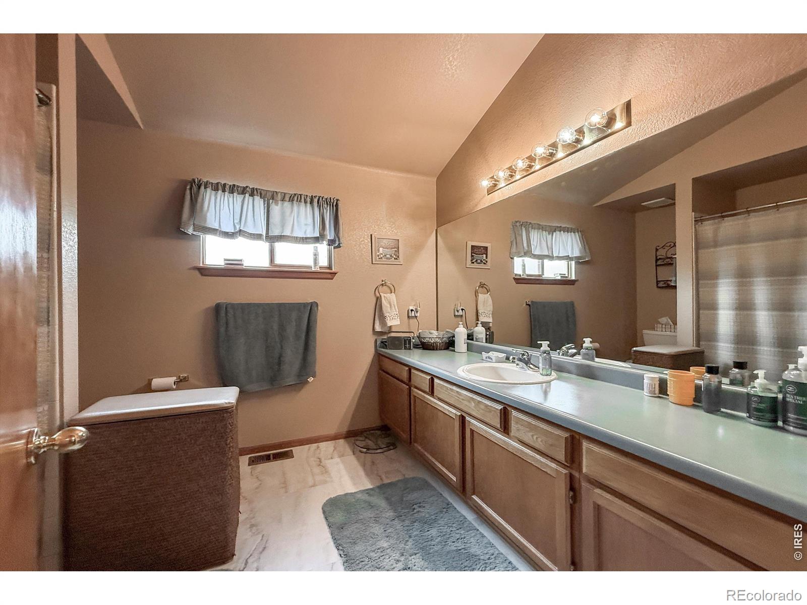 1418 Paramount Place Longmont CO 80501