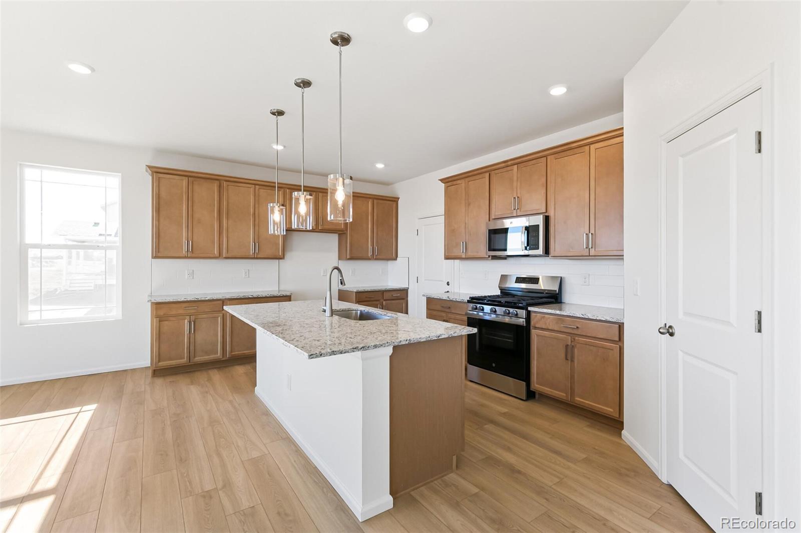 1642 S Gold Bug Way Aurora CO 80018