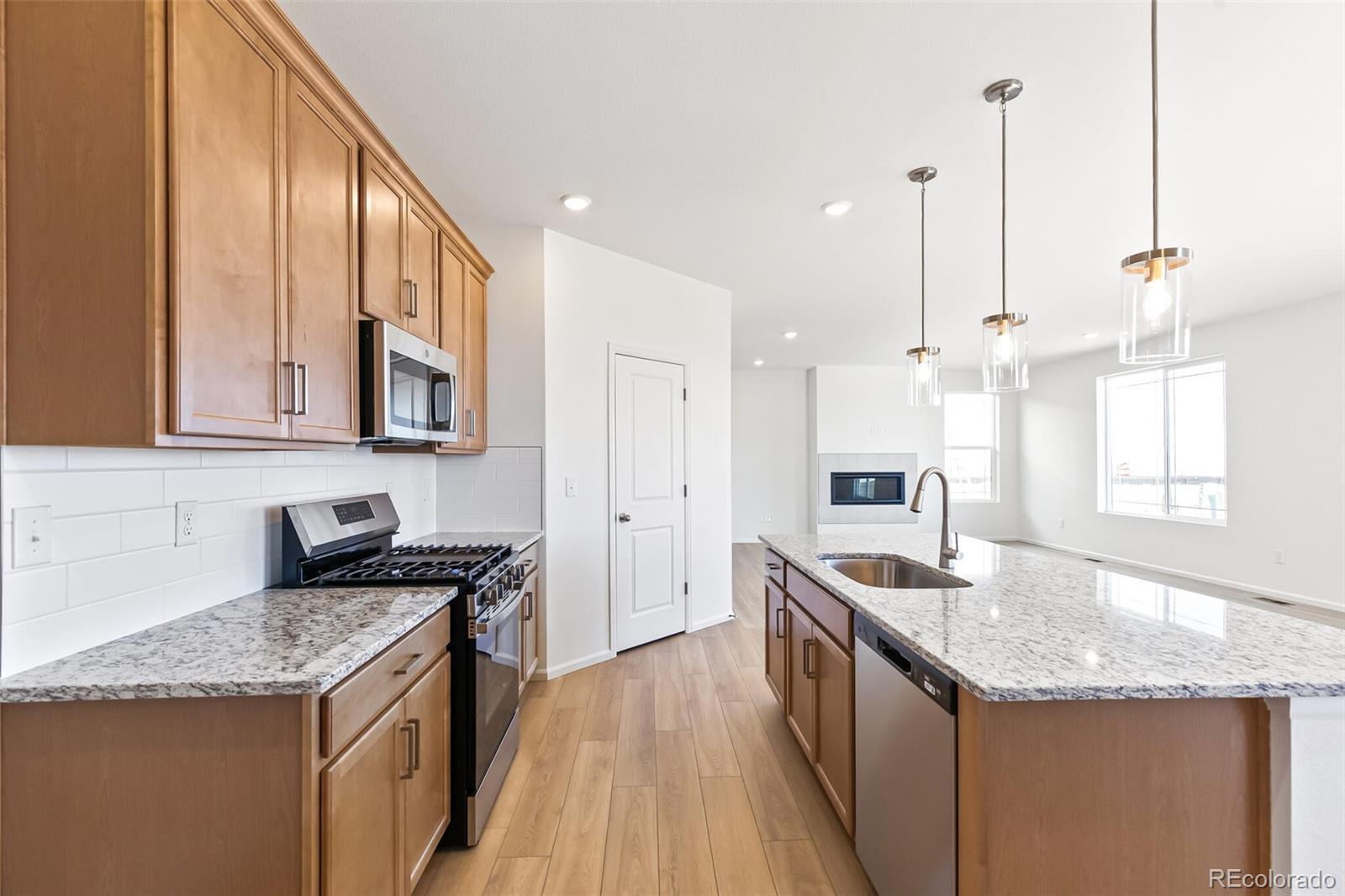 1642 S Gold Bug Way Aurora CO 80018