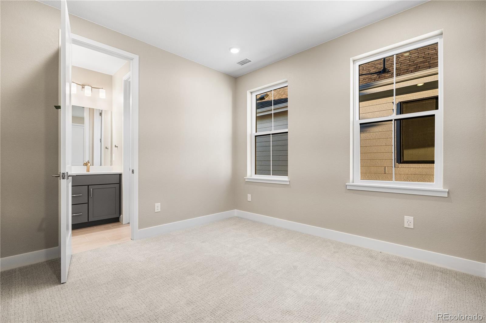 8778 Summerwalk Trail Littleton CO 80125