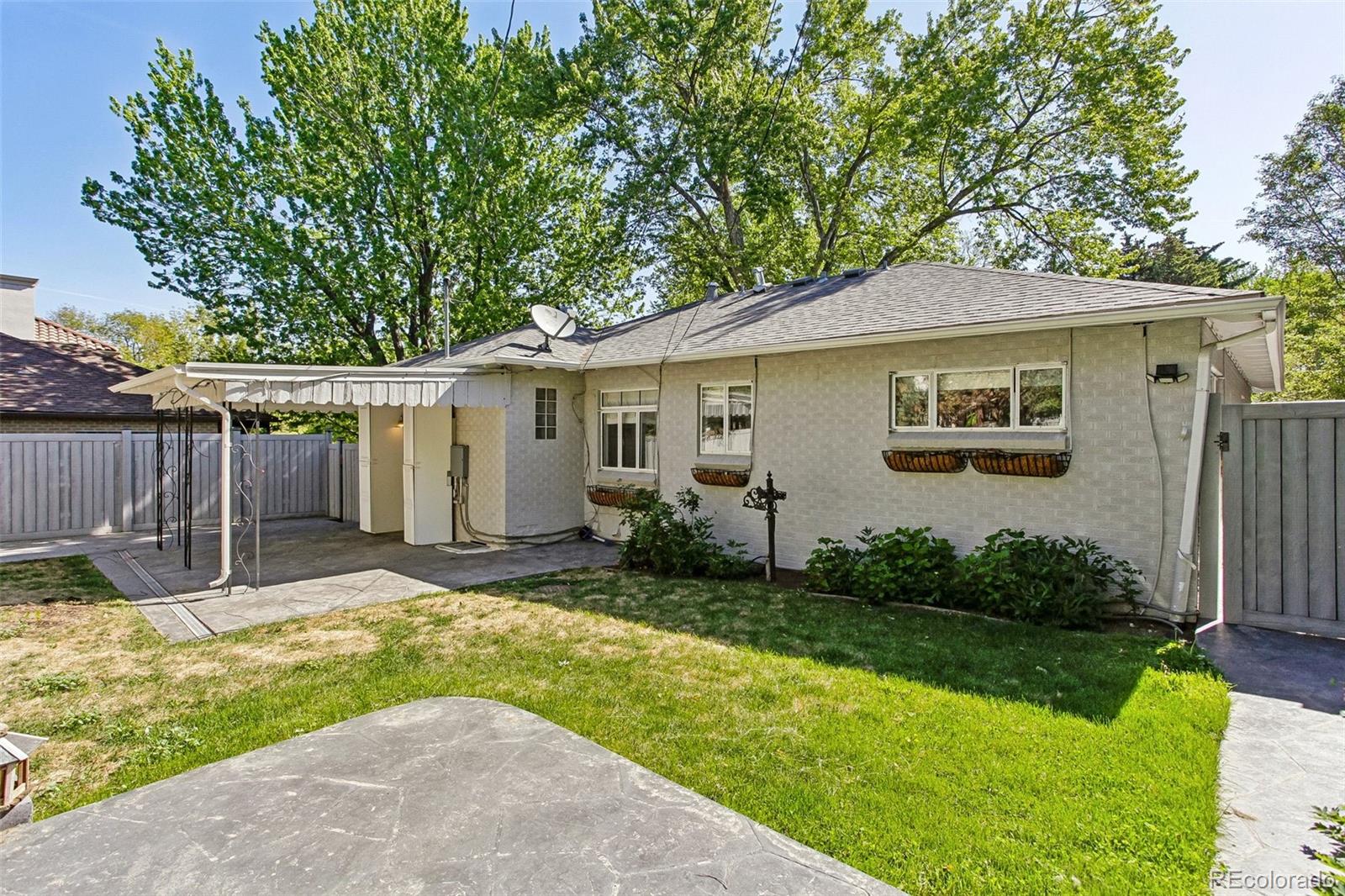 345 Grape Street Denver CO 80220