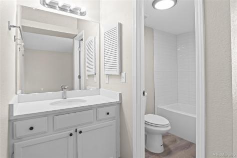 18575 E Saratoga Place Aurora CO 80015