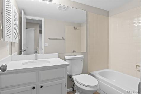 18575 E Saratoga Place Aurora CO 80015
