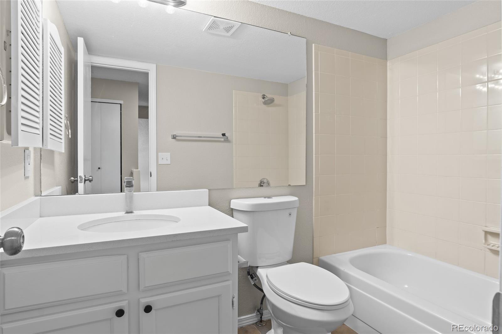 18575 E Saratoga Place Aurora CO 80015