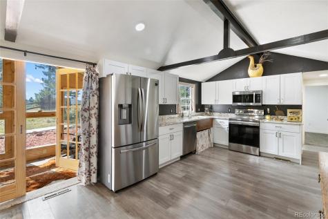 1625 N Mountain Estates Road Florissant CO 80816