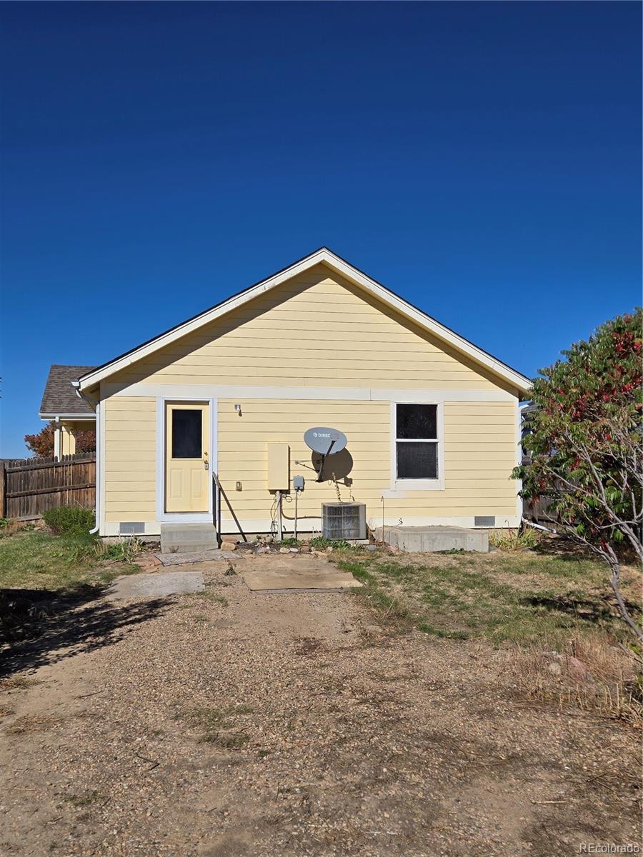 55606 E 28th Place Strasburg CO 80136