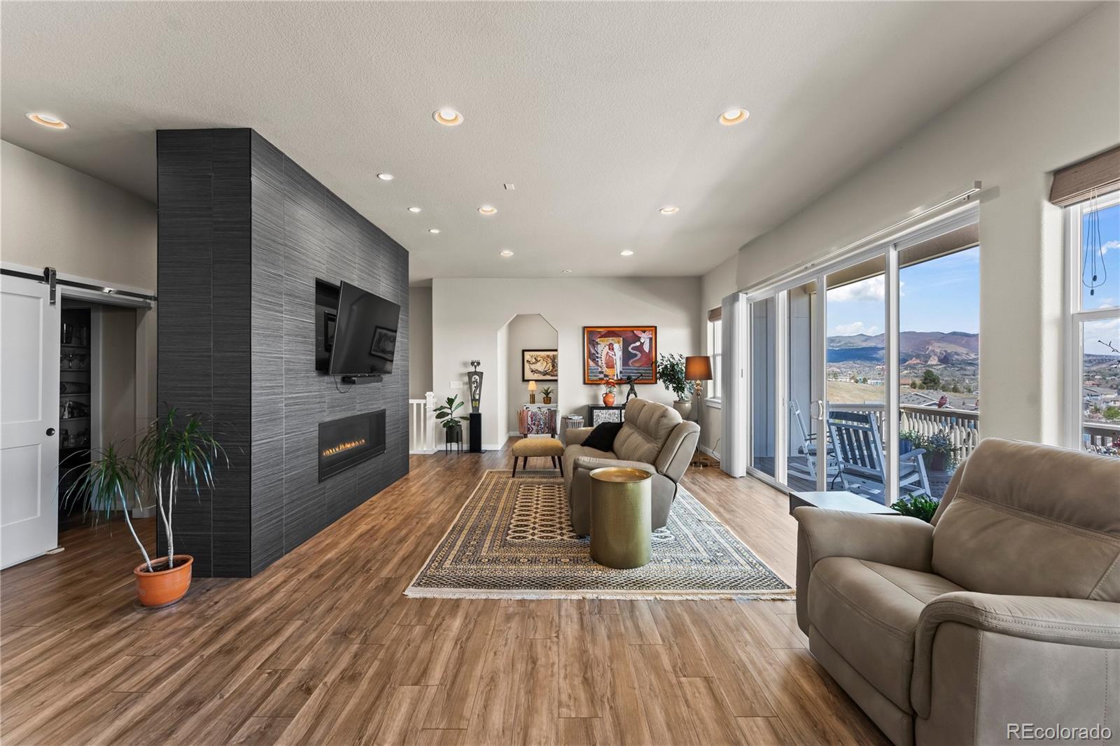 454 Eclipse Drive Colorado Springs CO 80905