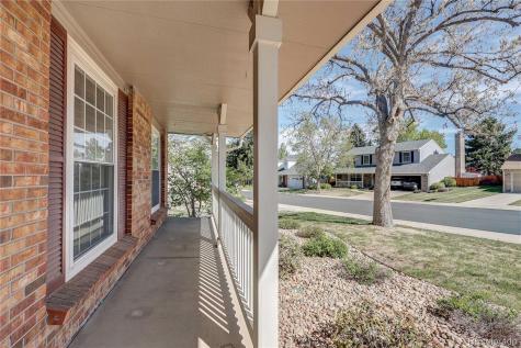 572 E Long Circle Centennial CO 80122