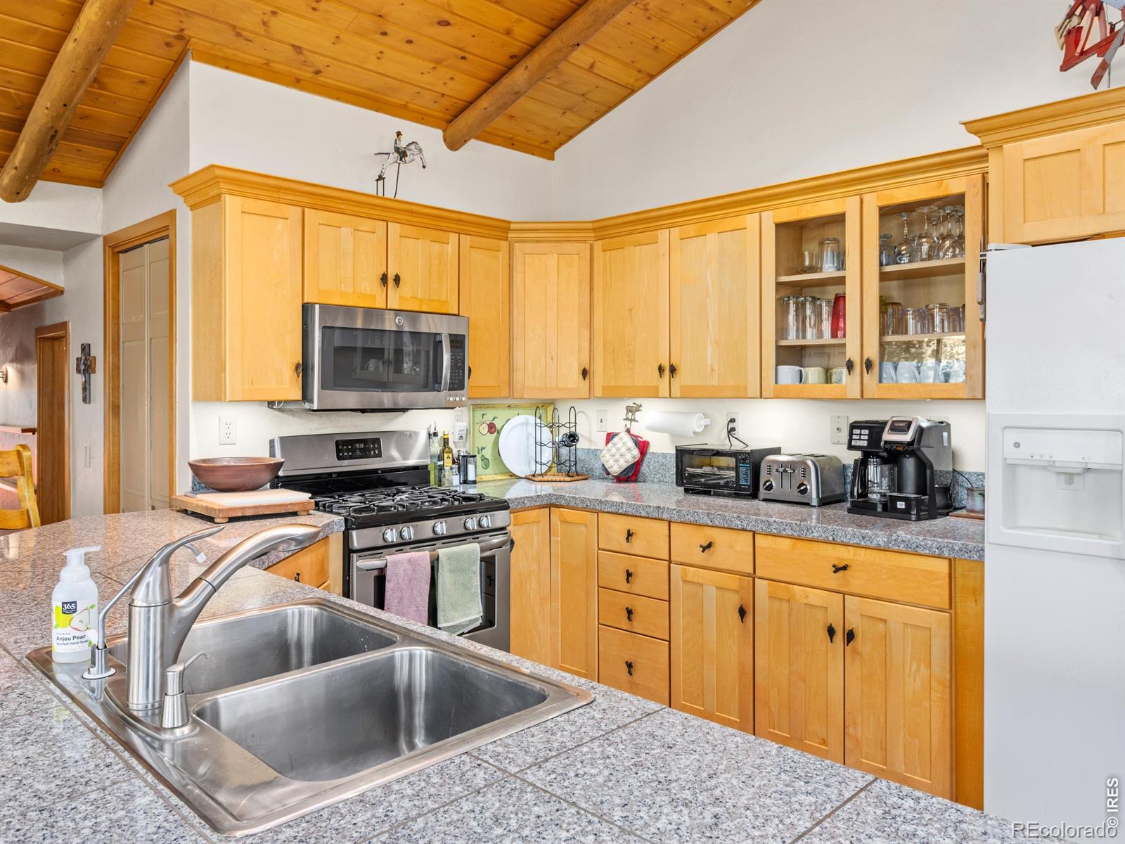 747 Coyote Hill Road Allenspark CO 80510