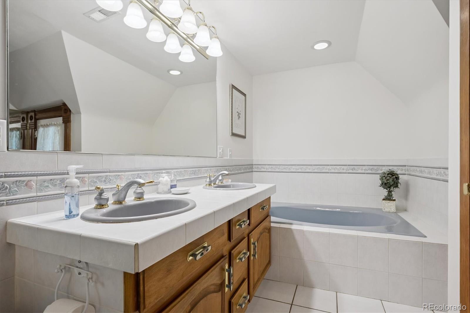 9000 W Jewell Avenue Lakewood CO 80232