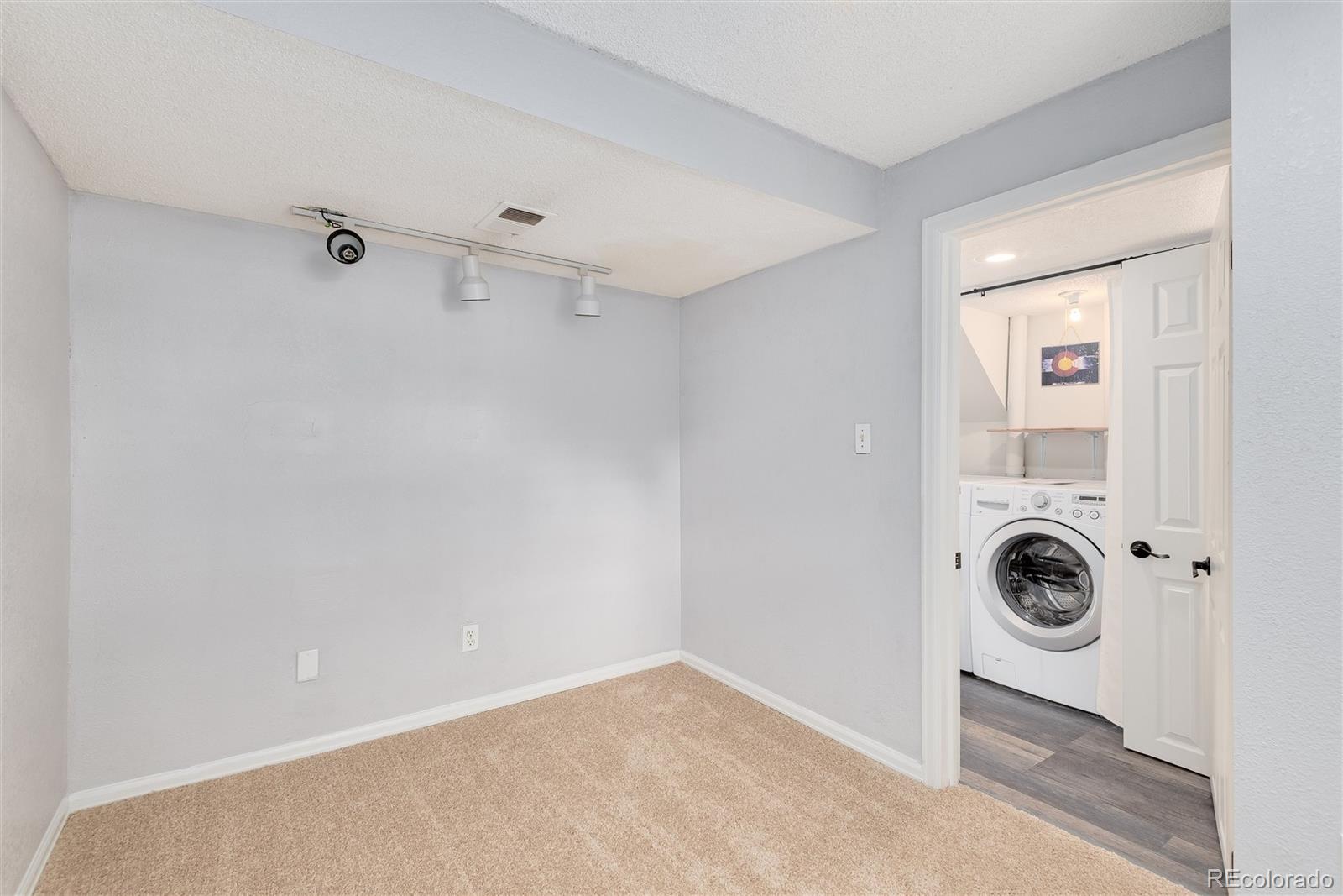 19034 E Carmel Circle Aurora CO 80011