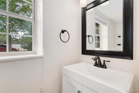 19034 E Carmel Circle Aurora CO 80011