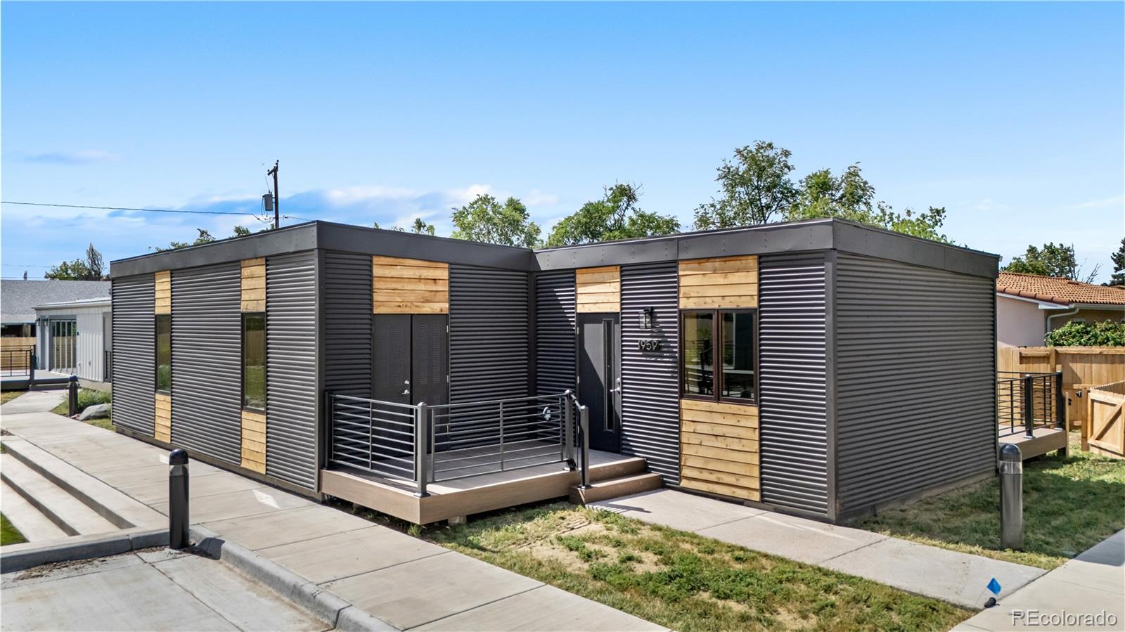 1959 Blackhawk Street Aurora CO 80011