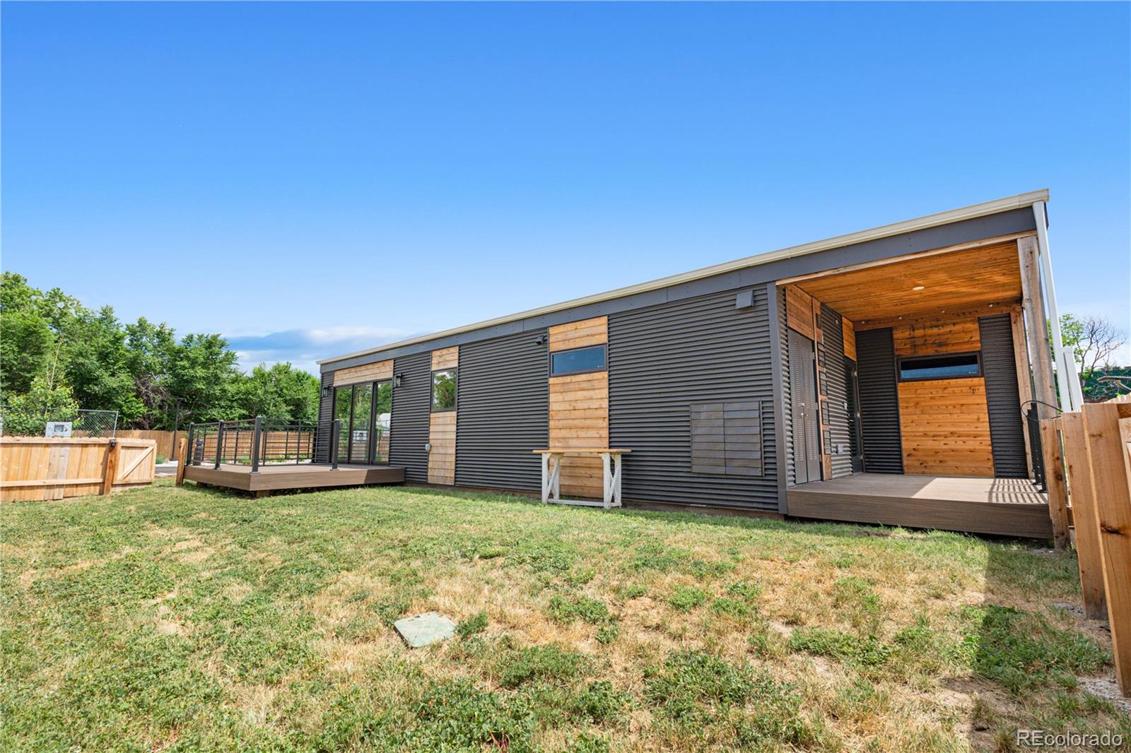 1959 Blackhawk Street Aurora CO 80011